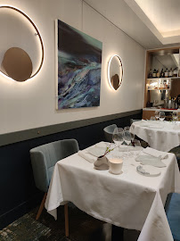 Atmosphère du Restaurant gastronomique L'Axel Restaurant à Fontainebleau - n°9