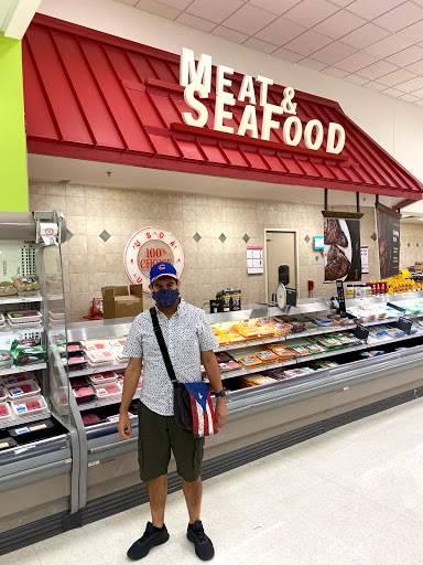 Department Store «Target», reviews and photos, 3885 E Main St, St Charles, IL 60174, USA