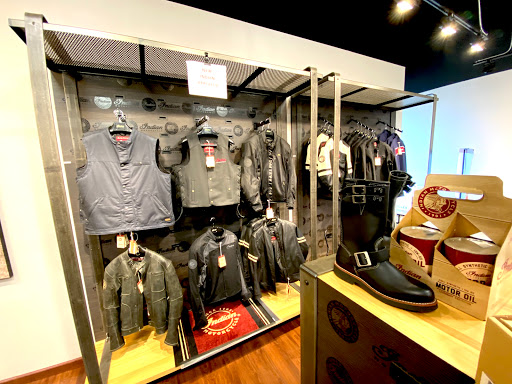 Motorcycle Dealer «BMW, Indian, and Slingshot Woodlands», reviews and photos, 198 Ed English Dr, Shenandoah, TX 77385, USA