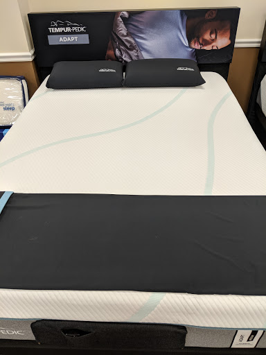 Mattress Store «Mattress Warehouse of Forked River», reviews and photos, 306 N Main St, Lanoka Harbor, NJ 08734, USA