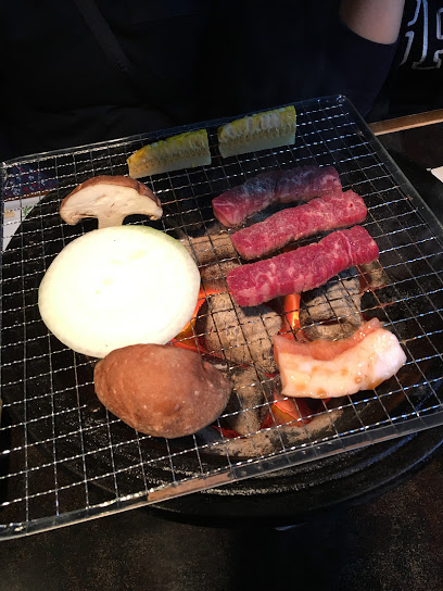 炭爐燒烤神戶牛店
