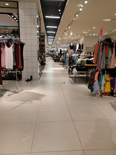 Clothing Store «Forever 21», reviews and photos, 313 Burr Ln, Lake Grove, NY 11755, USA