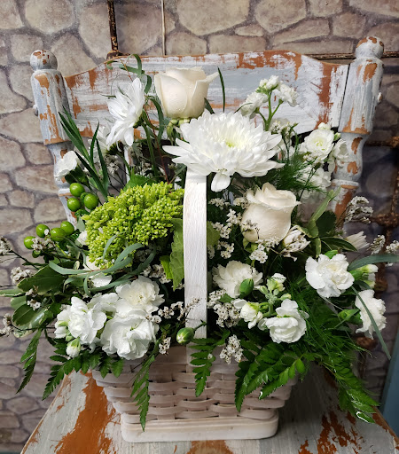 Florist «Carrolls Florist of Beverly», reviews and photos, 385 Cabot St, Beverly, MA 01915, USA