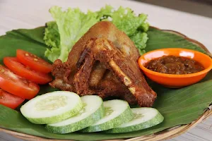 Bebek Ayam Goreng Go Fresh image