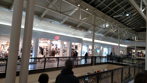 Clothing Store «H&M», reviews and photos, 601 Donald Lynch Blvd, Marlborough, MA 01752, USA