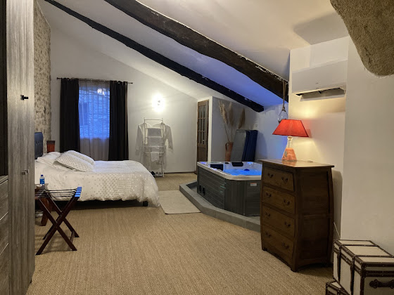 Chambres Chambre d'hôtes La Forgerole 34600 Faugères