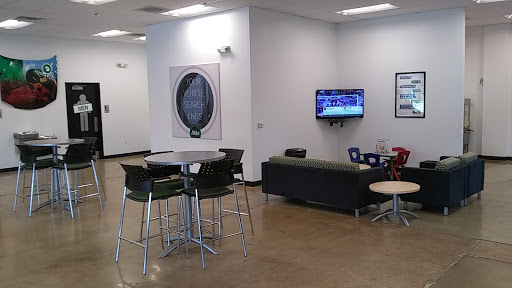 Used Car Dealer «DriveTime Used Cars», reviews and photos, 2225 N Dupont Hwy, New Castle, DE 19720, USA