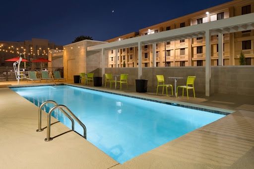 Home2 Suites by Hilton Charlotte Airport