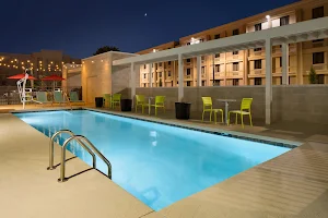 Home2 Suites by Hilton Charlotte Airport image