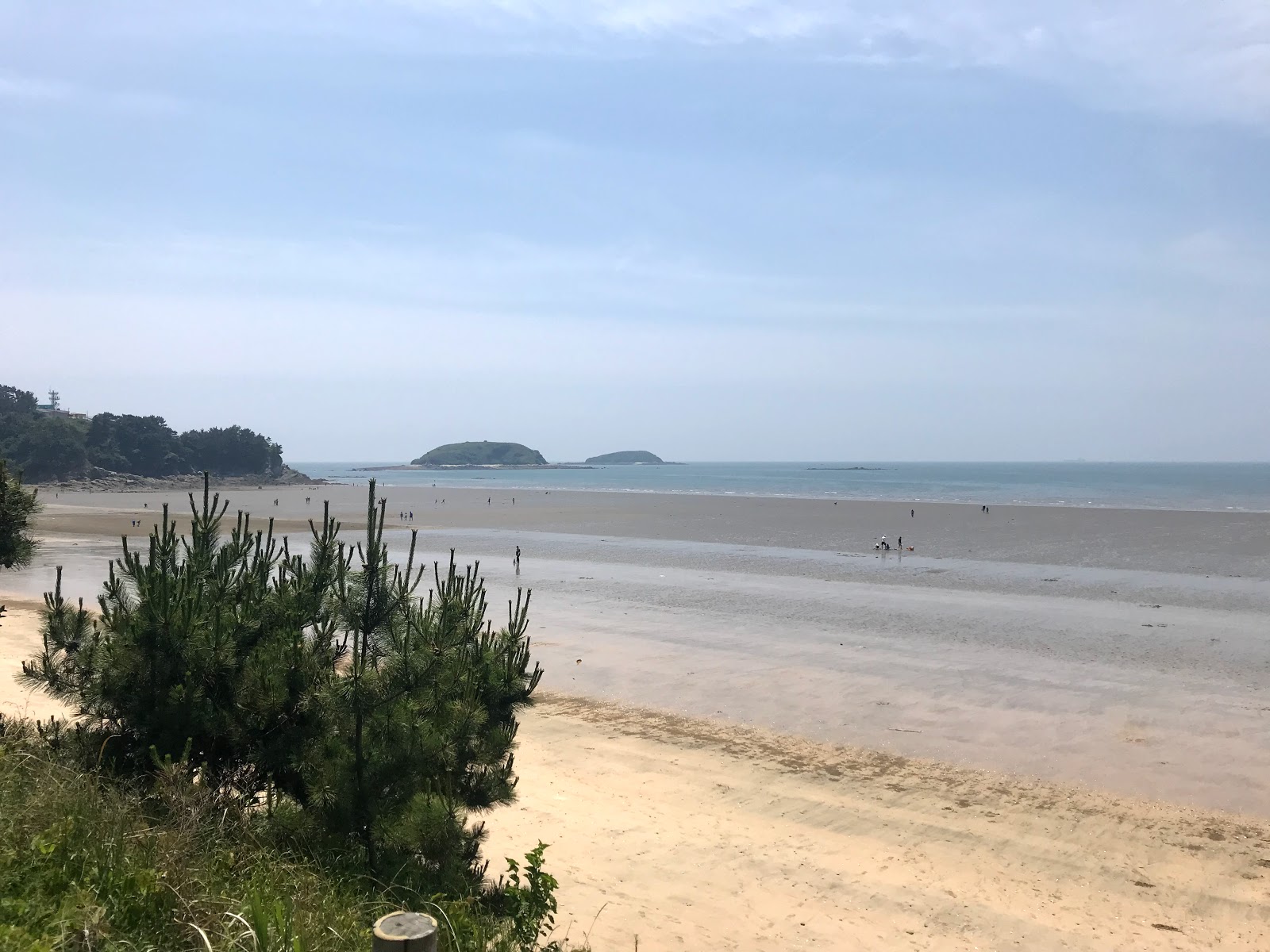 Fotografie cu Doksan Beach zonele de facilități