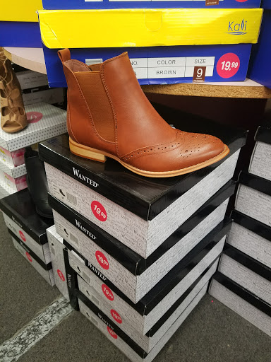 Shoe Store «Shoe Factory Inc», reviews and photos, 7000 Castor Ave, Philadelphia, PA 19149, USA