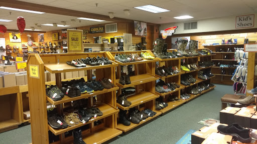 Outdoor Sports Store «Kittery Trading Post», reviews and photos, 301 US-1, Kittery, ME 03904, USA