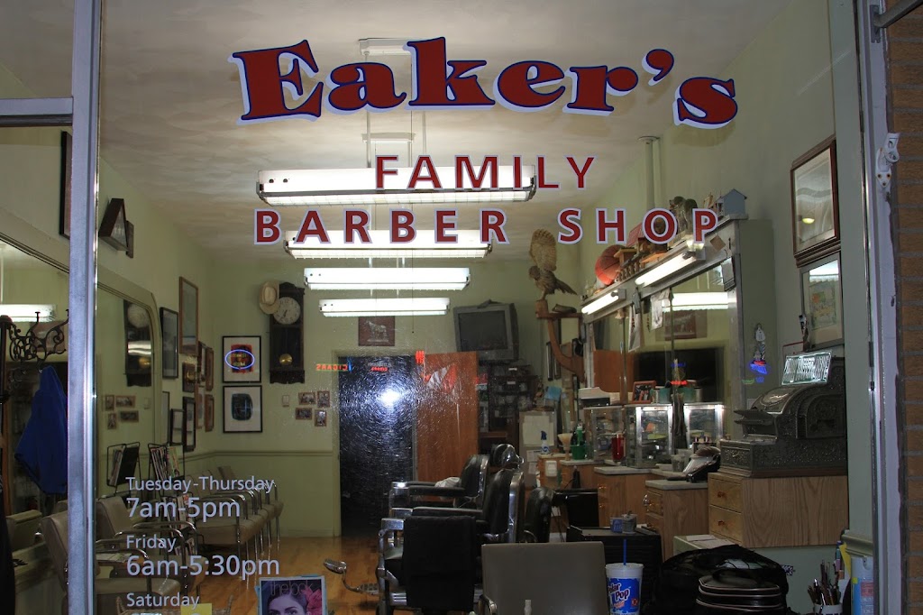 Eaker's Family Barbershop 62025
