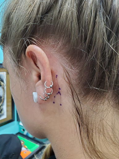 Tattoo Shop «Red Room Tattoo», reviews and photos, 231 Nord Ave, Chico, CA 95928, USA