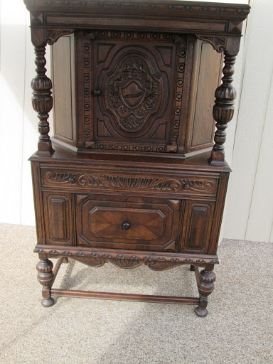 Antique Furniture Store «Center Stage Antiques», reviews and photos, 41 King St, Mt Holly, NJ 08060, USA