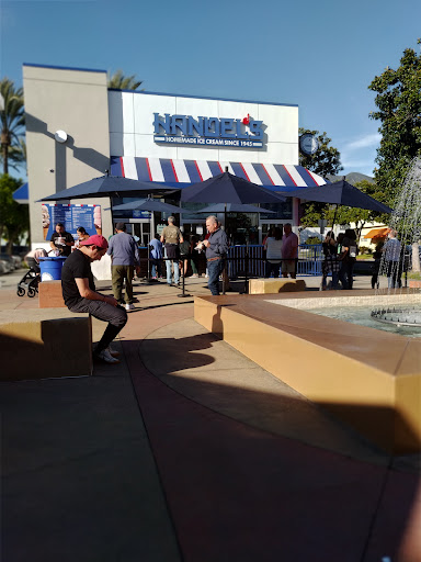 Shopping Mall «Hastings Village», reviews and photos, E Foothill Blvd, Pasadena, CA 91107, USA