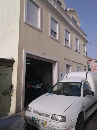 Avaliações doLuís Gaspar Reparação Auto e Motos em Lisboa - Oficina mecânica