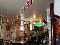 Atmosphère du Restaurant italien Bar Restaurant Santa Maria à Paris - n°9