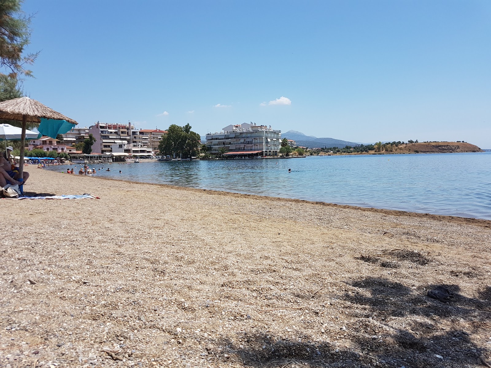 Φωτογραφία του Lafkandi beach παροχές περιοχής