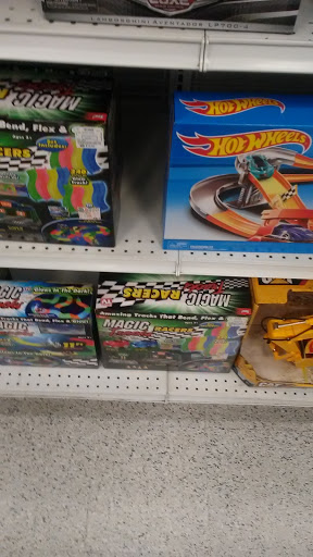 Pet Supply Store «Mini Pet Mart», reviews and photos, 1609 Virginia Ave, North Bend, OR 97459, USA