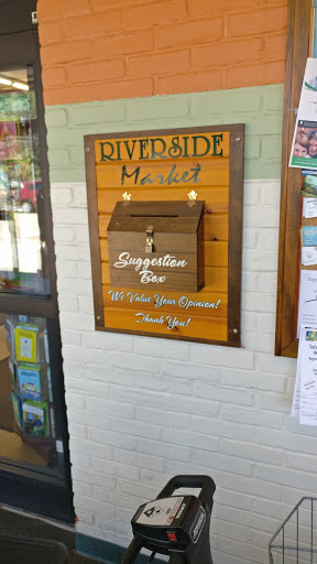 Grocery Store «Riverside Market Inc», reviews and photos, 311 N Oak St, Durand, MI 48429, USA