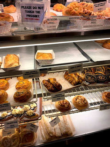 Cafe «Cupcake Royale», reviews and photos, 108 Pine St, Seattle, WA 98101, USA