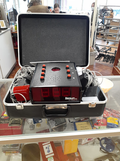 Thrift Store «Amvets Thrift Center», reviews and photos, 400 W Jefferson Rd, Rochester, NY 14623, USA