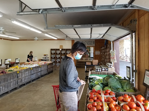 Produce Market «Barber Orchard Fruitstands Inc», reviews and photos, 2855 Old Balsam Rd, Waynesville, NC 28786, USA
