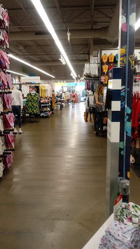Clothing Store «Old Navy», reviews and photos, 401 S Mt Juliet Rd, Mt Juliet, TN 37122, USA