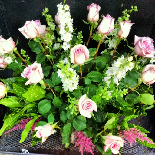 Florist «Halsted Flowers, LLC», reviews and photos, 2725 N Halsted St, Chicago, IL 60614, USA