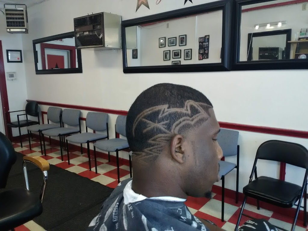 Sammy’s Hair Club 06226