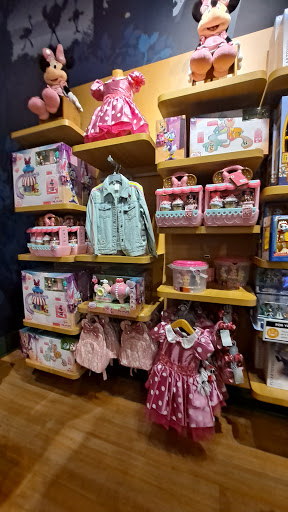 Toy Store «Disney Store», reviews and photos, 350 W Hillcrest Dr, Thousand Oaks, CA 91360, USA