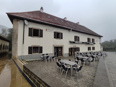 BAR RONCESVALLES, WITH TERRACE