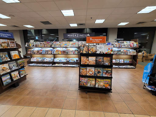 Book Store «Barnes and Noble», reviews and photos, 2500 N Mayfair Rd, Milwaukee, WI 53226, USA