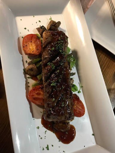 Wine Store «Yiannis Wine Shop», reviews and photos, 401 N Great Neck Rd #123, Virginia Beach, VA 23454, USA