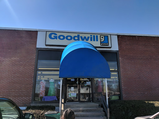 Goodwill Store & Donation Center, 324 E Penn Ave, Robesonia, PA 19551, Thrift Store