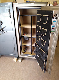 Knowell's Lock & Safe, Inc. | Liberty Safes of North Florida - Photo 8 - Car repair in Jacksonville, FL, Jacksonville