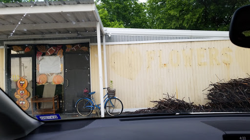 Florist «Princeton Flower and Gift Shop», reviews and photos, 111 Ticky Dr, Princeton, TX 75407, USA