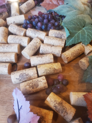 Winery «Stone Cliff Winery», reviews and photos, 600 Star Brewery Drive, Dubuque, IA 52001, USA