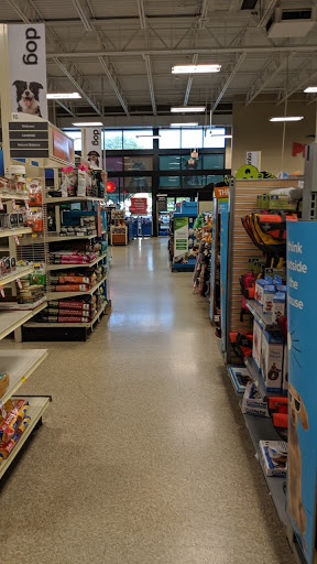 Pet Supply Store «Petco Animal Supplies», reviews and photos, 1014 Shoppes At Midway Dr, Knightdale, NC 27545, USA