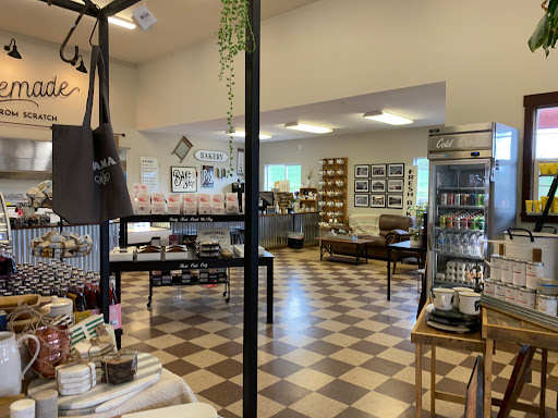 Grocery Store «Red Berry Barn», reviews and photos, 19200 SW Chapman Rd, Sherwood, OR 97140, USA