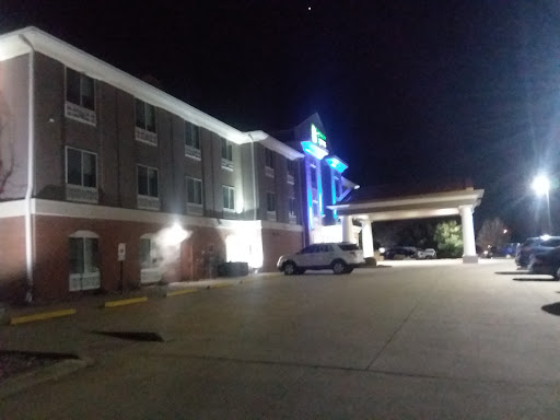 Hotel «Holiday Inn Express & Suites Sparta», reviews and photos, 1301 N Market St, Sparta, IL 62286, USA