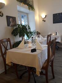 Atmosphère du Restaurant français La Part Des Anges à Oloron-Sainte-Marie - n°3