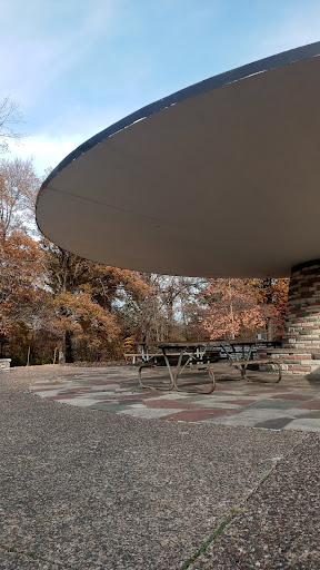 Tourist Attraction «Greensfelder Memorial Shelter», reviews and photos, 13236 Streetcar Dr, Maryland Heights, MO 63043, USA