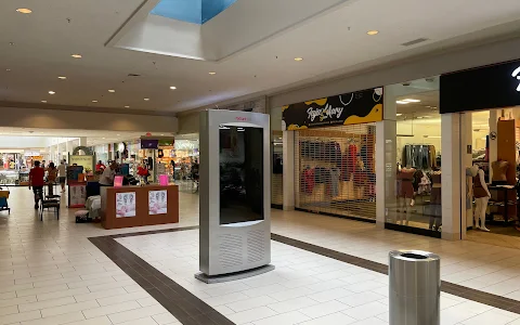 Almeda Mall image