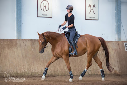 Dr. Charlotte Wagner - Klassische Reitkunst