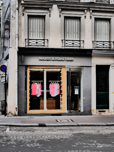 Magasin de vêtements pour femmes MAJESTIC FILATURES Paris