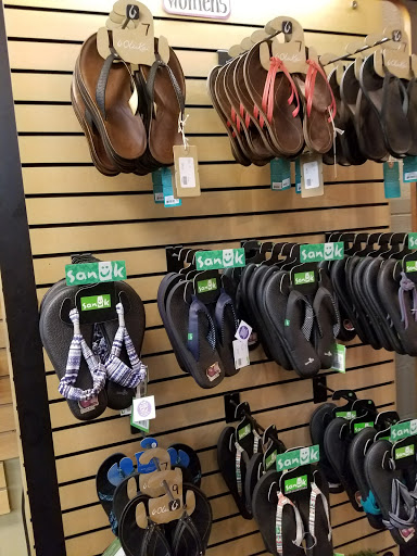 Outdoor Sports Store «Wildernest Outdoor Store», reviews and photos, 310 Winslow Way E, Bainbridge Island, WA 98110, USA