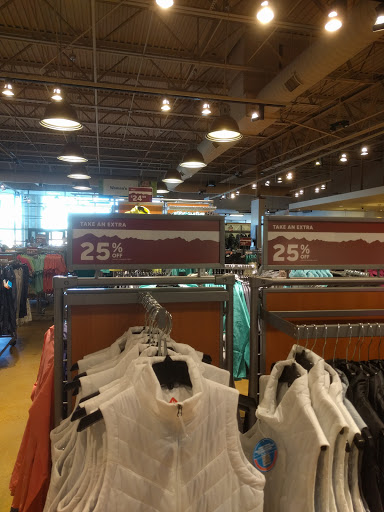 Sportswear Store «Columbia Sportswear Outlet Store at Tanger Outlet Center», reviews and photos, 6699 N Landmark Dr e, Park City, UT 84098, USA