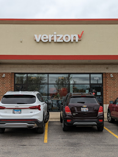Cell Phone Store «Verizon», reviews and photos, 111 E Ogden Ave #105, Naperville, IL 60563, USA